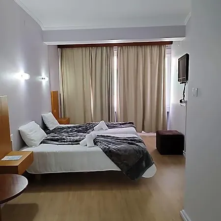 Ξενοδοχείο με διαμερίσματα Ii Φουνκάλ