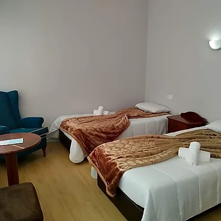 Ii 3* Φουνκάλ
