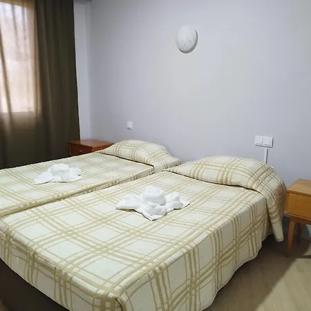 Ii Aparthotel 3*